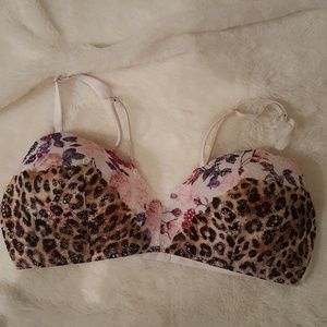 Victoria Secret  bar